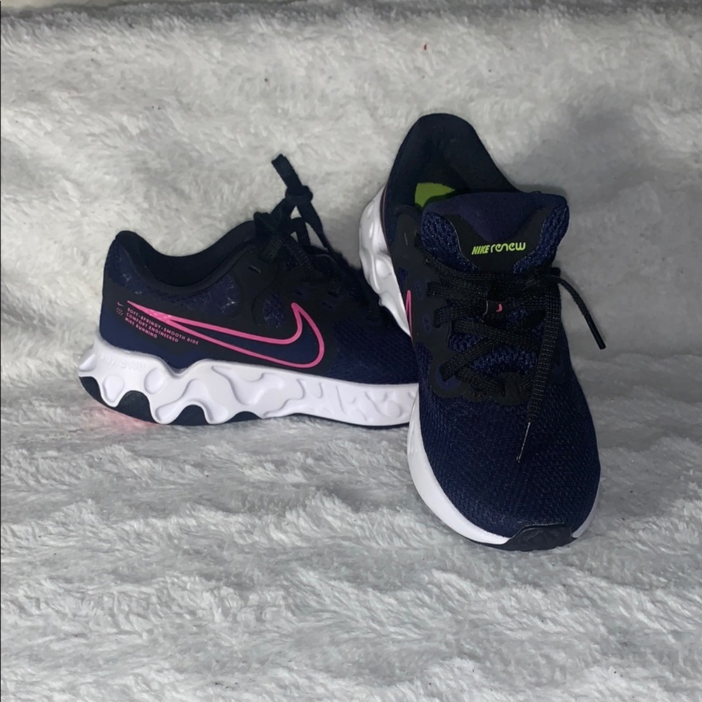 Nike NWOT Renew Women Navy and Pink Athletic Shoes
